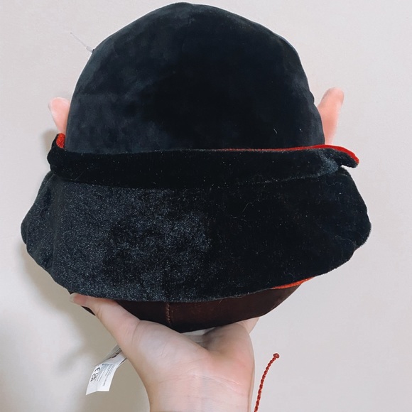 hersheys vampire squishmallow - Picture 2 of 3